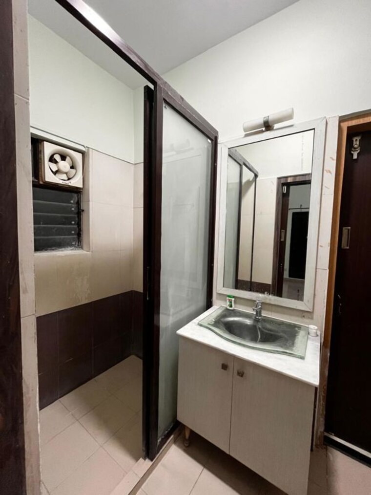 Kitchen, fort-oasis 3 Bedroom 1508 Sq.Ft. Apartment In Ballygunge Kolkata 10472752