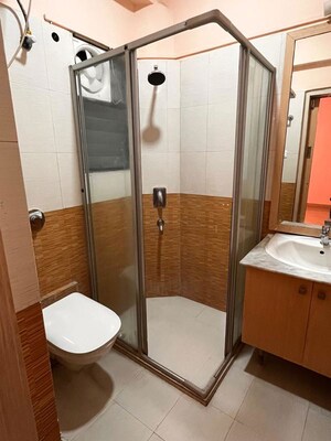Bathroom in 3 BHK Apartment at Fort Oasis, Ballygunge – for Rent