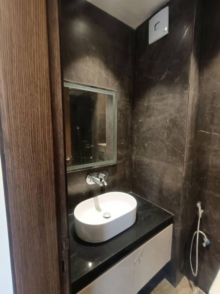 Bathroom, saket 3 Bedroom 1600 Sq.Ft. Apartment In Saket Delhi 10472789