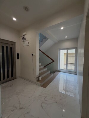 Room in 6 BHK Independent House at Kharghar Sector 21 – for Sale