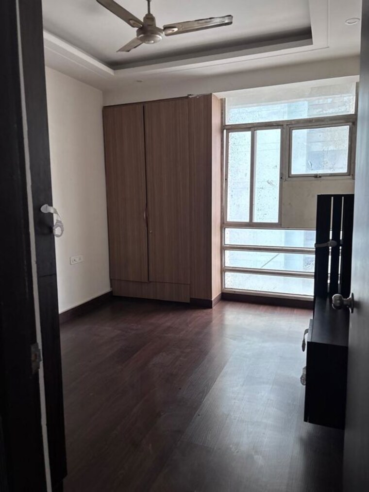 Room, ansal-valley-view-estate 2 Bedroom 900 Sq.Ft. Apartment In Gwal Pahari Gurgaon 10472851