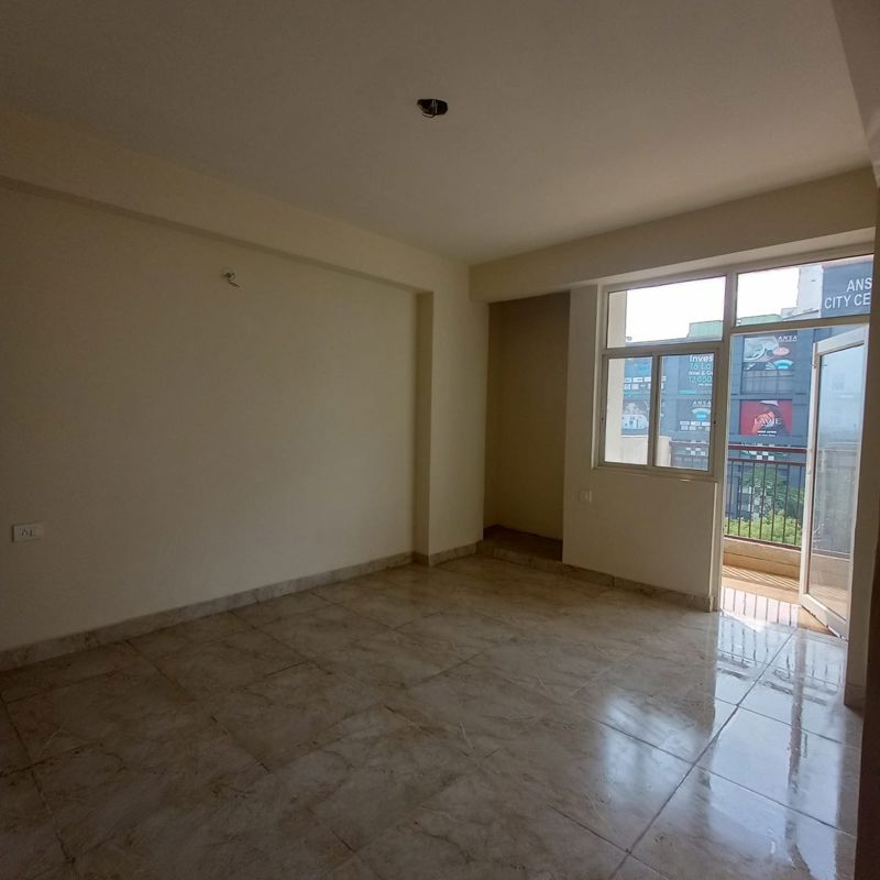 3.5 BHK + Store Room 1475 Sq.Ft. Apartment in MR Heritage