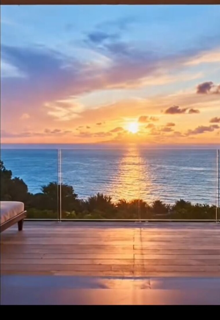 Swimming Pool, rustomjee-ocean-vista 4 Bedroom 3000 Sq.Ft. Apartment In Versova Mumbai 10472886