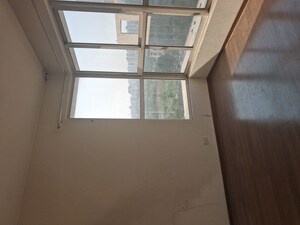 Room in 3 BHK Apartment at M3M Merlin, Sector 67 – for Rent