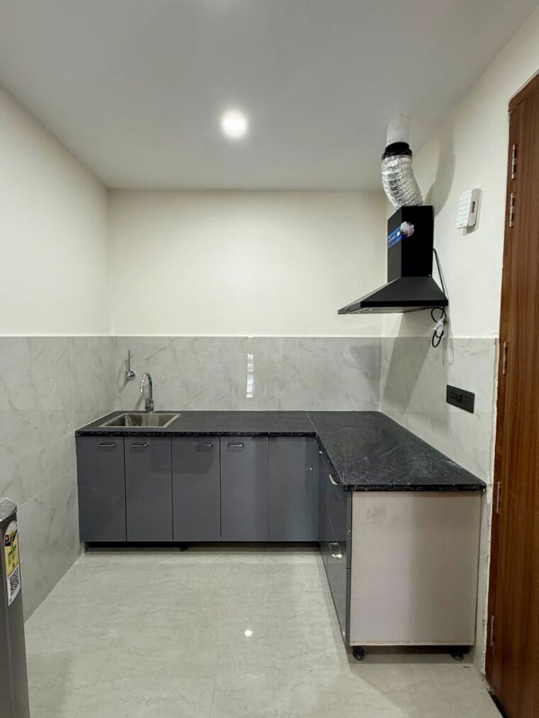 Kitchen, sector 57 1 Bedroom 700 Sq.Ft. Builder Floor In Sector 57 Gurgaon 10472916