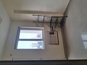 Furnished Amenities in 2.5 BHK Apartment at BPTP Mansions Park Prime, Sector 66 – for Rent
