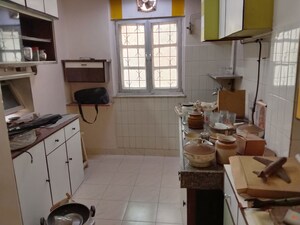 Team Area in 1 BHK Apartment at Shri Kumar Society, Santacruz East – for Rent