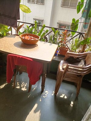 Team Area in 2 BHK Apartment at Warje – for Rent