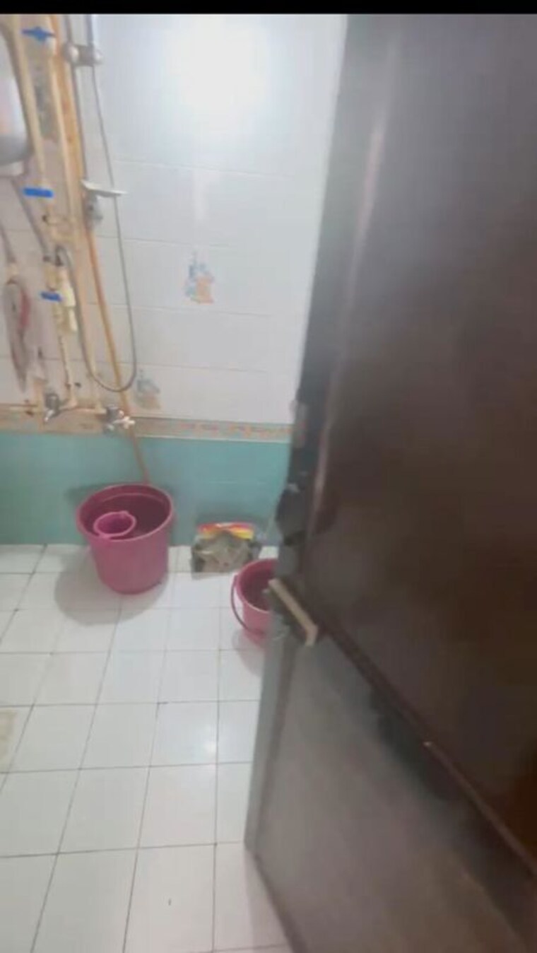 Bathroom, sagar-avenue 1 Bedroom 550 Sq.Ft. Apartment In Santacruz East Mumbai 10472946