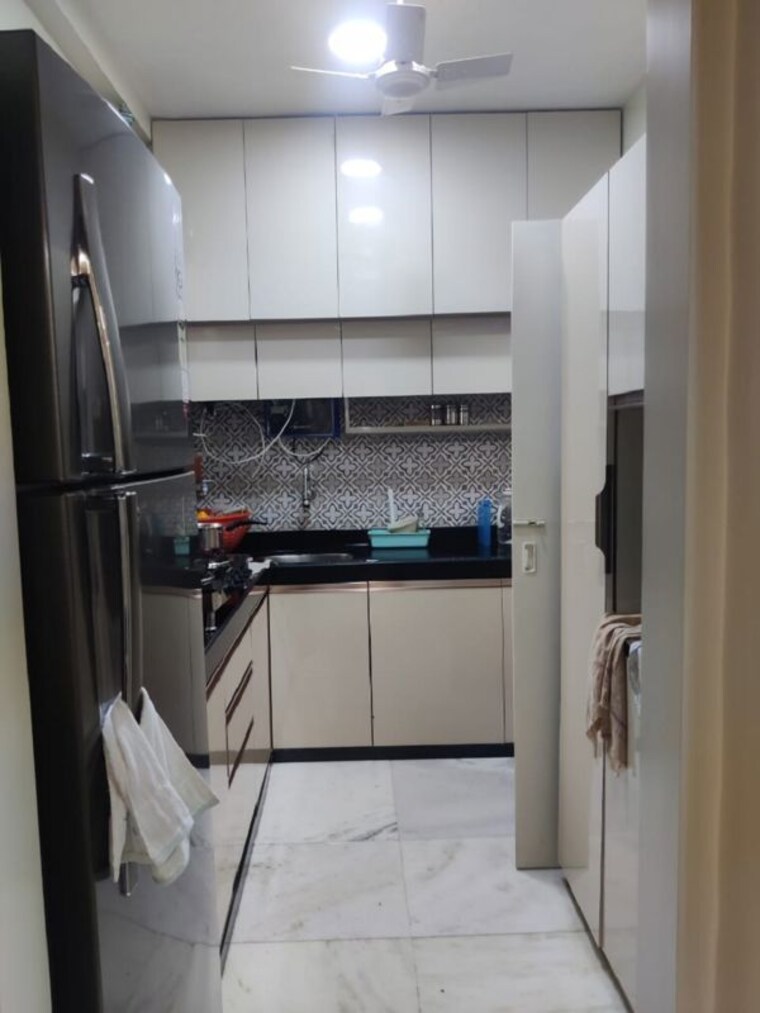 Kitchen, bandra west 1.5 Bedroom 650 Sq.Ft. Apartment In Bandra West Mumbai 10472974