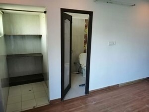 Room in 3 BHK Independent House at Sahastradhara – for Sale