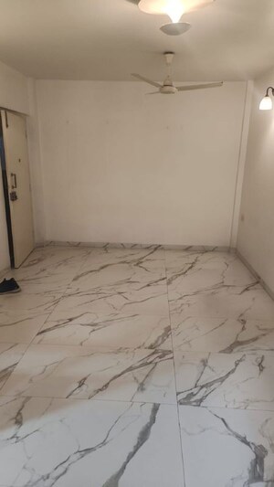 Room in 1 BHK Apartment at Bandra West – for Rent