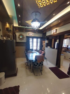 Dining area in 3 BHK Apartment at Cooke Town – for Rent