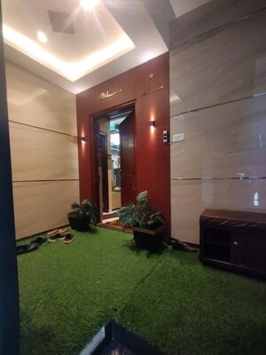 3 BHK Apartment – Entrance View at Cooke Town - for Rent