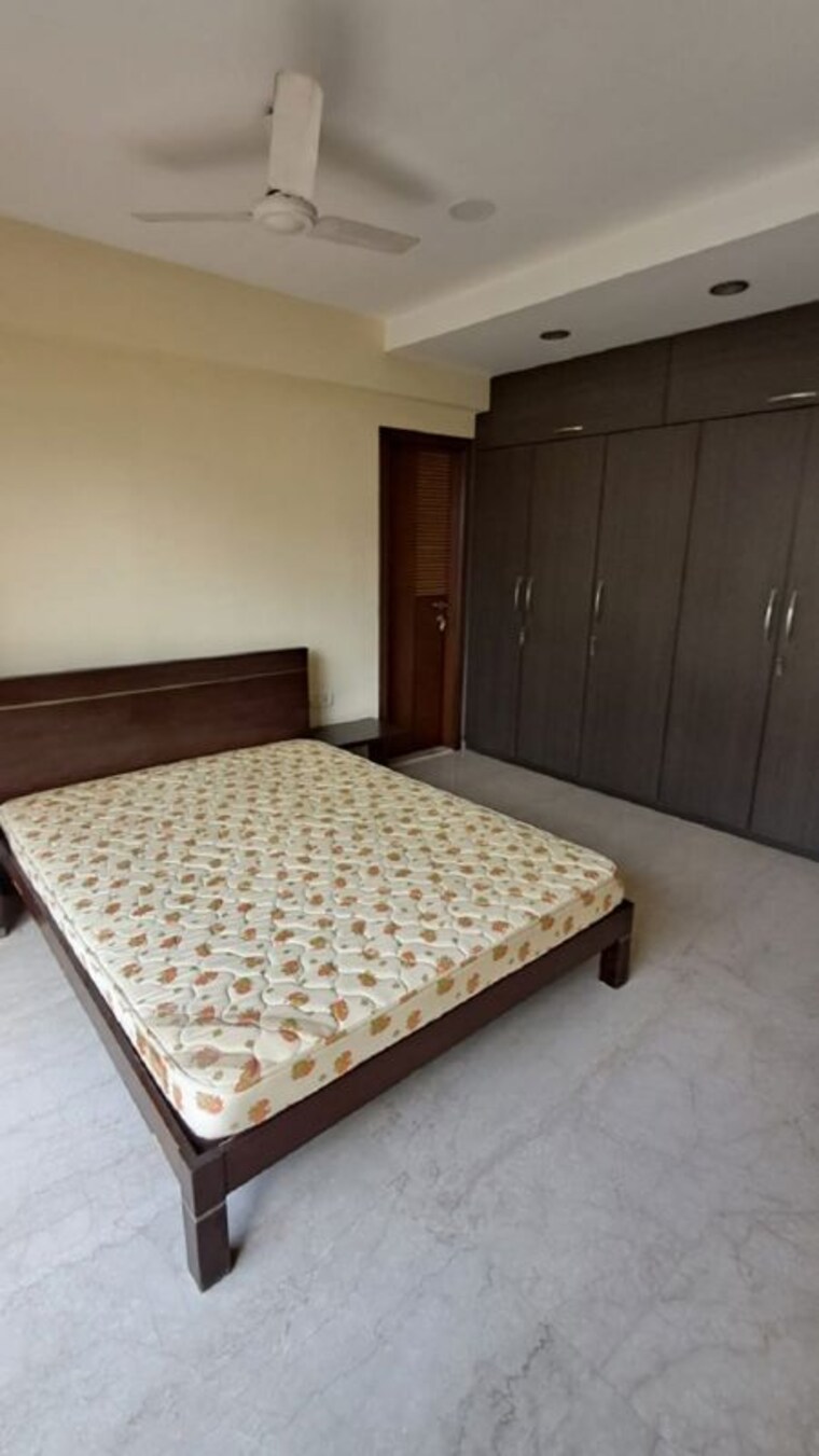 Bedroom, bandra west 3 Bedroom 1100 Sq.Ft. Apartment In Bandra West Mumbai 10473024