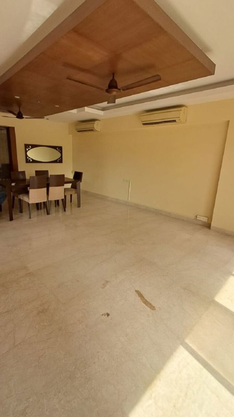 Dining area, bandra west 3 Bedroom 1100 Sq.Ft. Apartment In Bandra West Mumbai 10473024
