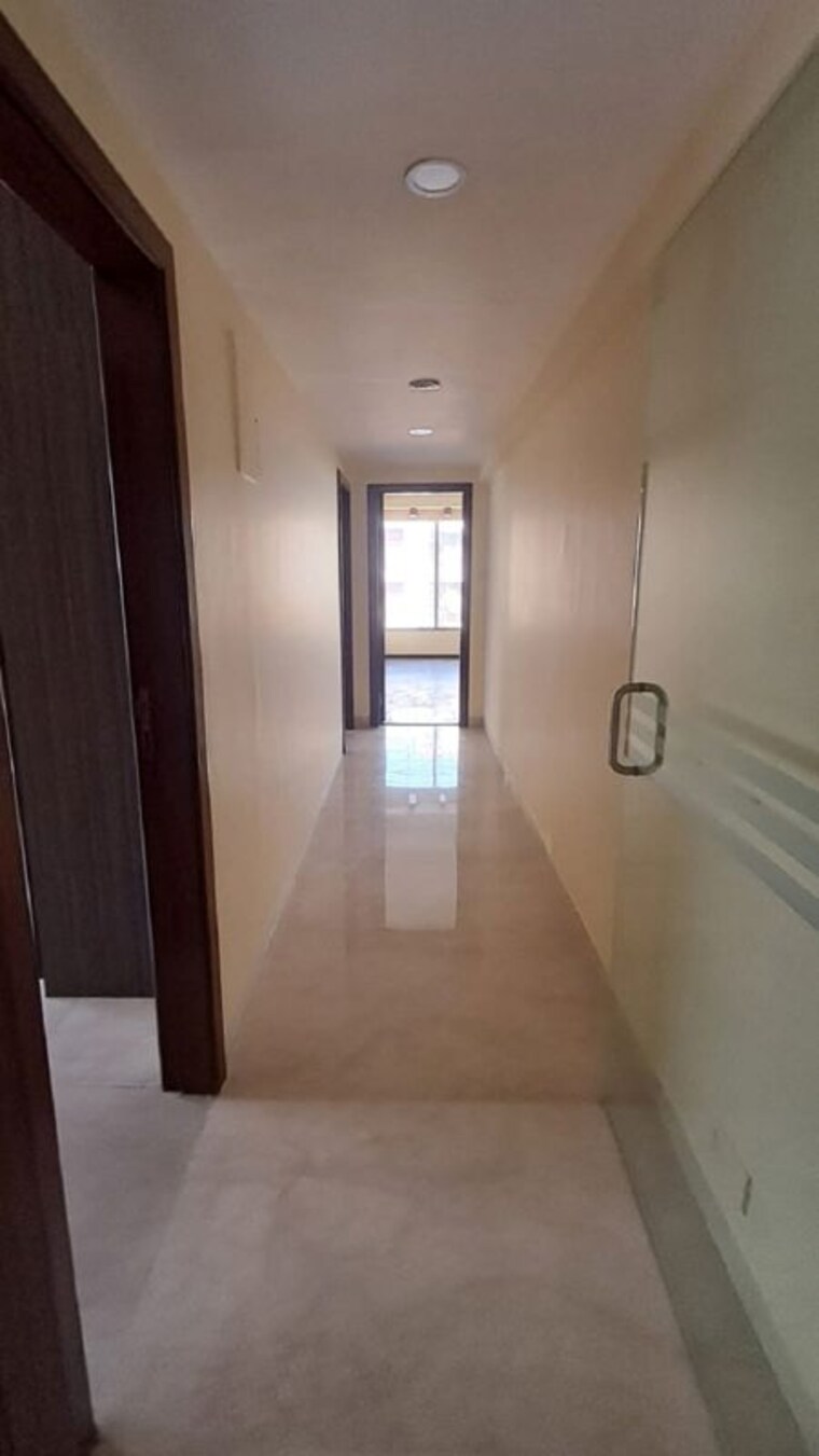 undefined, bandra west 3 Bedroom 1100 Sq.Ft. Apartment In Bandra West Mumbai 10473024