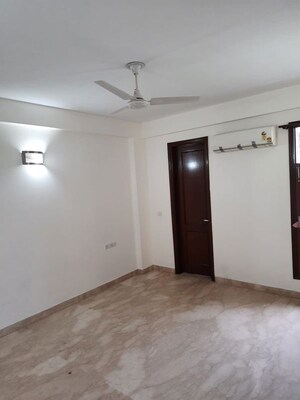 Room in 3 BHK Builder Floor at Gulmohar Park – for Sale