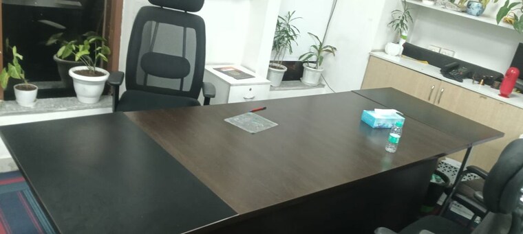 Team Area, sector 16 Commercial Office Space 2000 Sq.Ft. In Sector 16 Noida 10473027