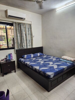 Bedroom in 2 BHK Apartment at Raheja Sunglow, Powai – for Rent