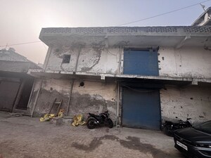  Warehouse For Sale in New Baselwa Colony
