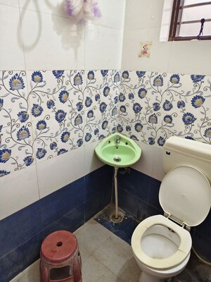 Washroom in 1 RK Apartment at Kharar Mohali Road – for Rent