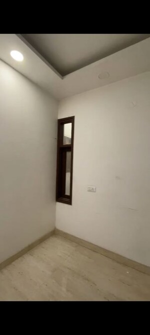 Room in 1 BHK Builder Floor at Mehrauli – for Rent