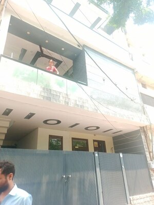 2 BHK Builder Floor For Rent in Civil Lines