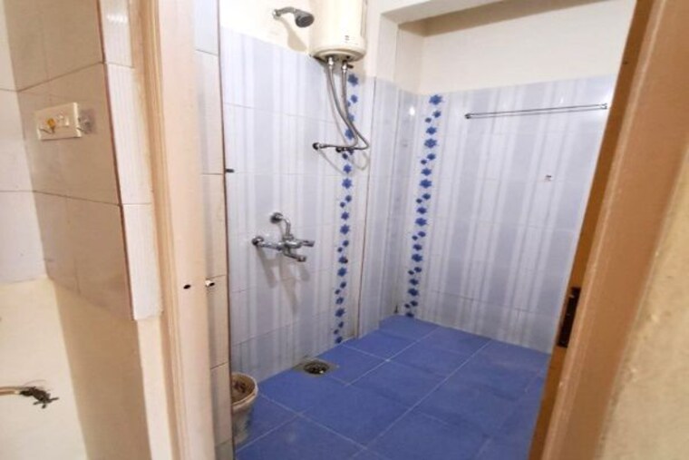 Bathroom, shree-swami-samarth-apartments-kharadi 1 Bedroom 700 Sq.Ft. Apartment In Kharadi Pune 10473139