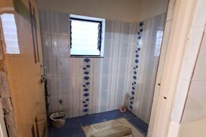 Bathroom in 1 BHK Apartment at Shree Swami Samarth Apartments Kharadi, Kharadi – for Rent