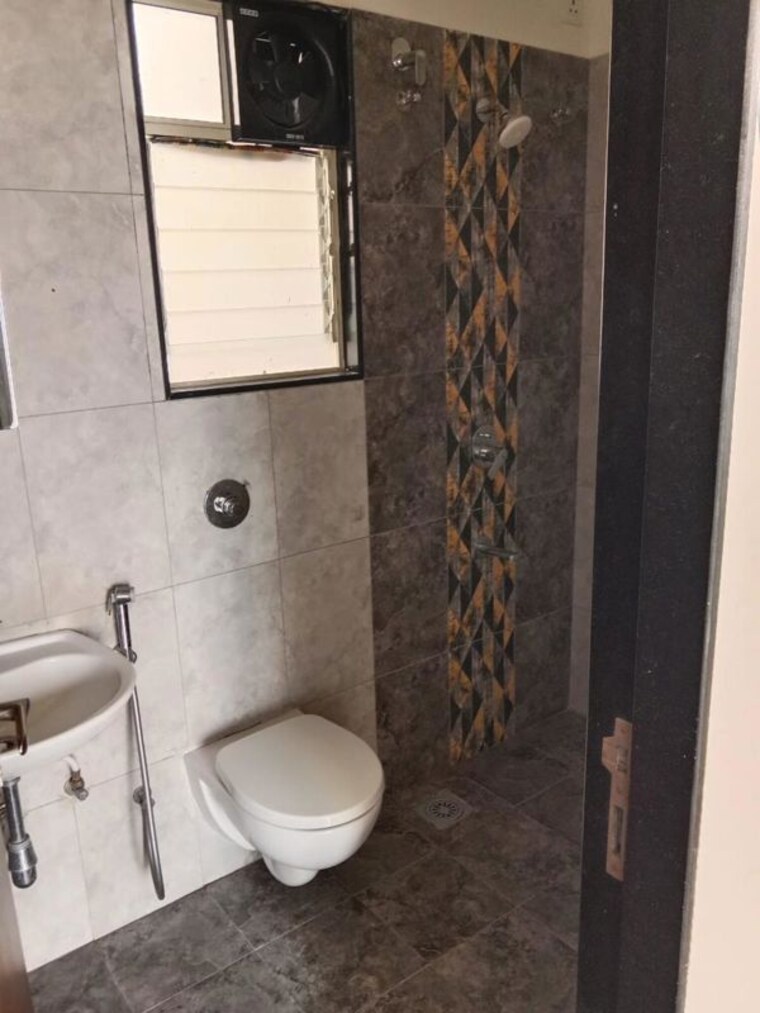 Bathroom, vilas-javdekar-yashone-maan 2 Bedroom 860 Sq.Ft. Apartment In Hinjewadi Pune 10467309
