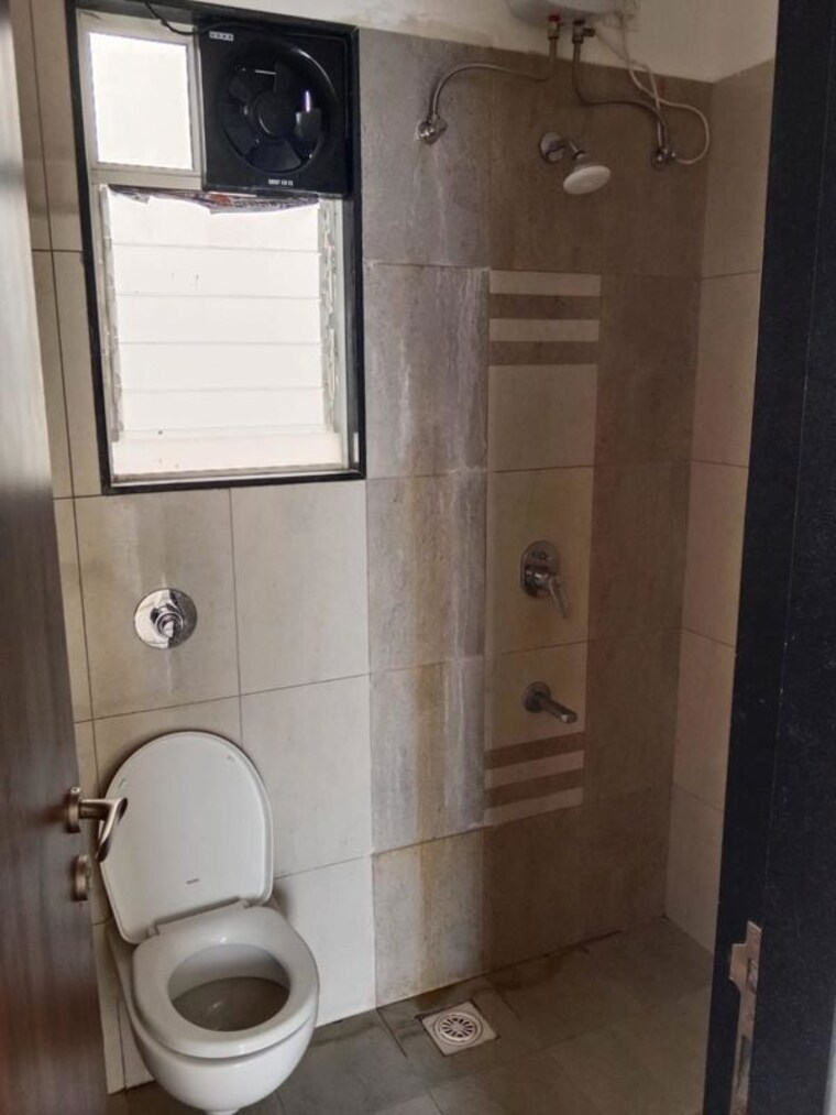 Bathroom, vilas-javdekar-yashone-maan 2 Bedroom 860 Sq.Ft. Apartment In Hinjewadi Pune 10467309