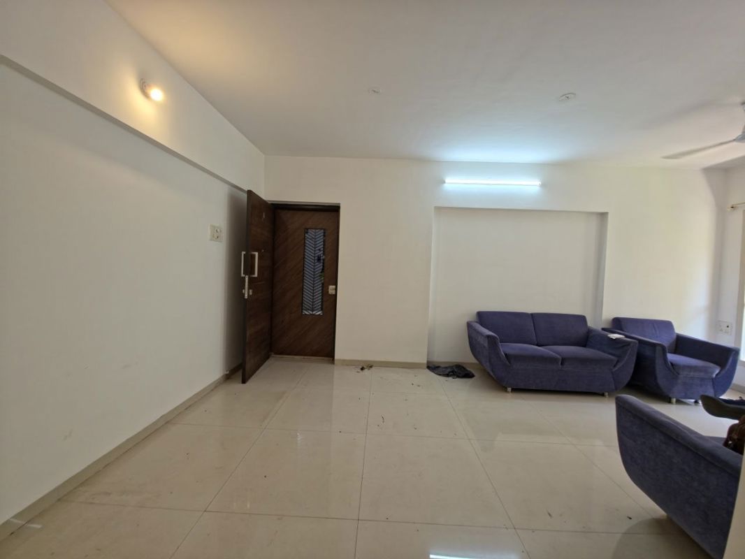2 BHK + Pooja Room 650 Sq.Ft. Apartment in Sethia Green View