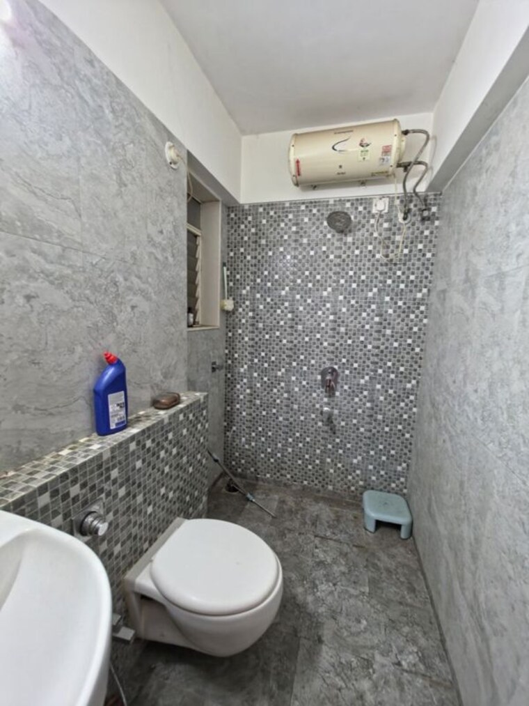 Bathroom, sethia-green-view 2 Bedroom 650 Sq.Ft. Apartment In Goregaon West Mumbai 10473177