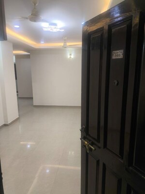 Room in 3 BHK Apartment at Lakdi Ka Pul – for Rent