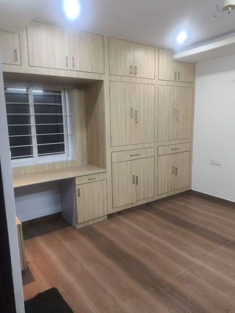Master Bedroom, lakdi ka pul 3 Bedroom 1600 Sq.Ft. Apartment In Lakdi Ka Pul Hyderabad 10473421