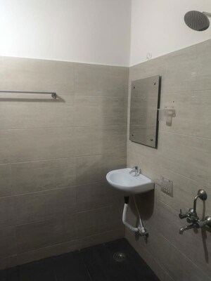 Bathroom in 3 BHK Apartment at Lakdi Ka Pul – for Rent