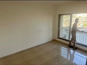 Room in 3 BHK Apartment at Mahindra Alcove, Chandivali – for Rent