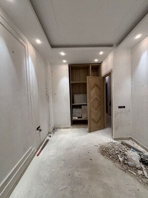 Building Lobby in 3 BHK Apartment at Jawahar Nagar – for Rent