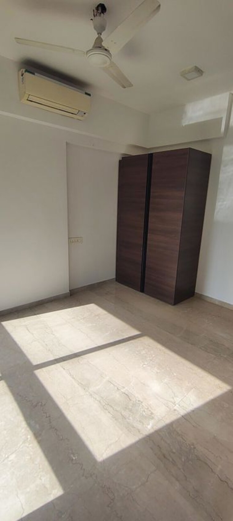 Room, man-shanti-sadan 3 Bedroom 1200 Sq.Ft. Apartment In Bandra West Mumbai 10473440