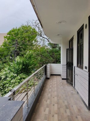 Balcony in 3 BHK Builder Floor at Sector 42 – for Rent