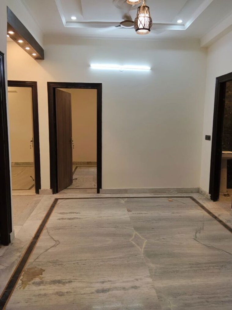 Room, sector 42 3 Bedroom 1500 Sq.Ft. Builder Floor In Sector 42 Faridabad 10473518