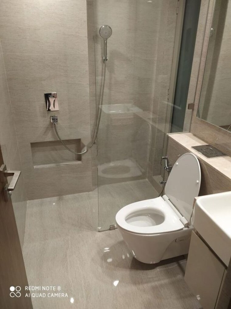 Bathroom, hiranandani-castle-rock 2 Bedroom 879 Sq.Ft. Apartment In Powai Mumbai 10473541