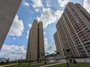 1 BHK Apartment For Rent in Sobha Dream Gardens, Thanisandra Main Road