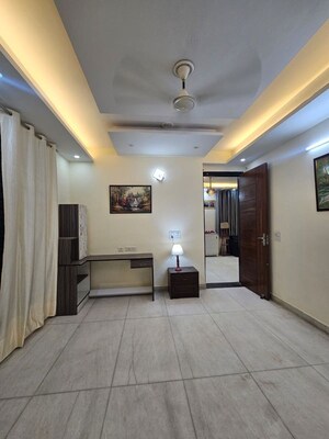 Bedroom in 2 BHK Builder Floor at Auram Floor, South City 2 – for Rent