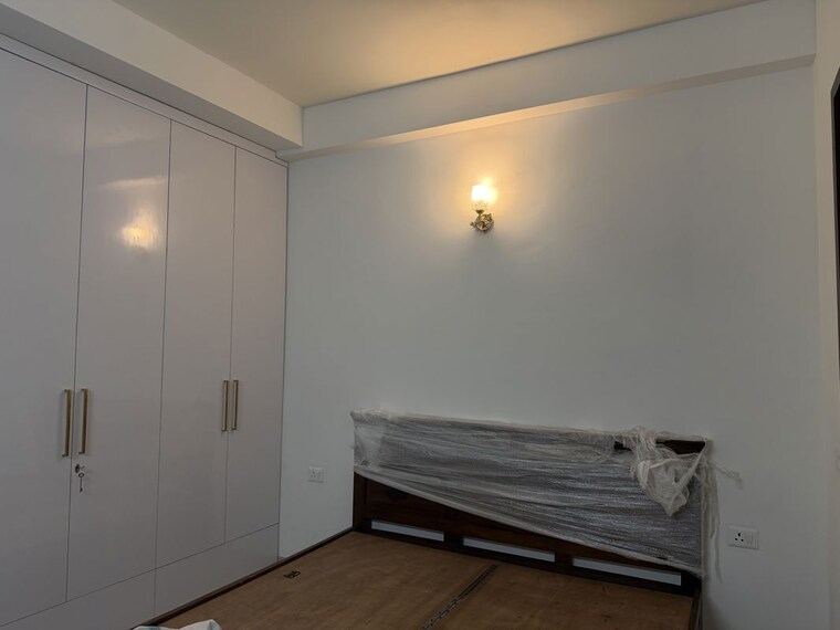 Room, smart-world-orchard 2.5 Bedroom 1250 Sq.Ft. Apartment In Sector 61 Gurgaon 10471675