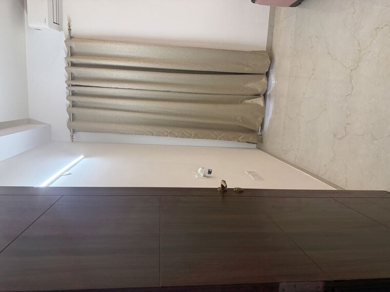 Room, smart-world-orchard 2.5 Bedroom 1250 Sq.Ft. Apartment In Sector 61 Gurgaon 10471675