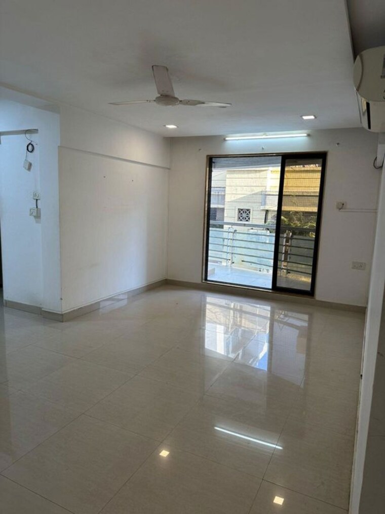 Room, hicons-residency 2 Bedroom 850 Sq.Ft. Apartment In Bandra West Mumbai 10473652