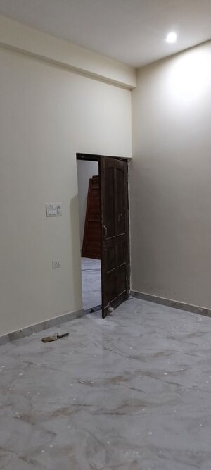 Room in 3 BHK Independent House at Bashratpur – for Rent