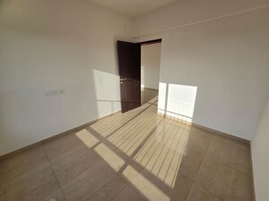 Room in 2 BHK Apartment at Mahindra Alcove, Chandivali – for Rent